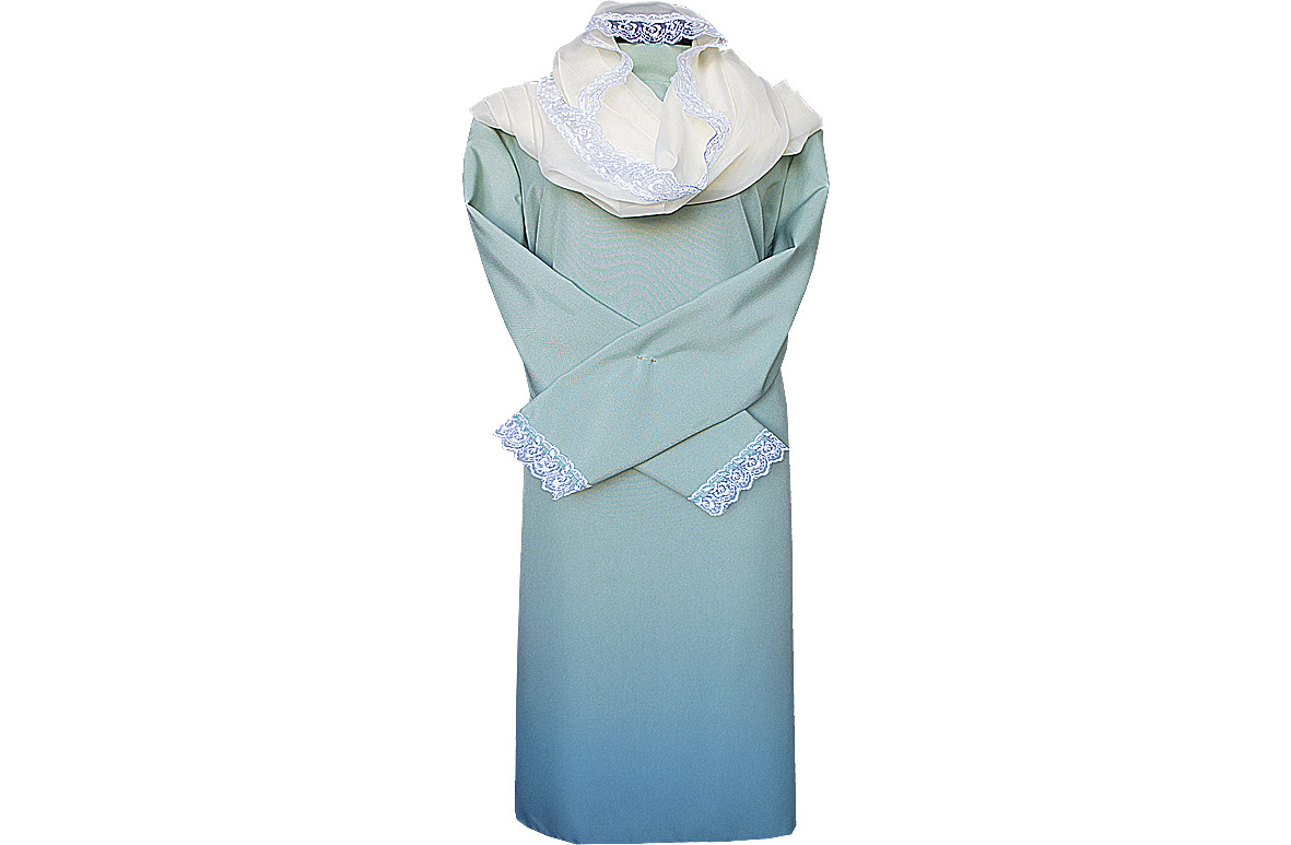 Платье женское габардиновое с капором и кружевом ( в ассортименте)